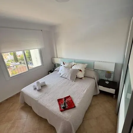 Calma Y Lujo Con Vistas Al Mar Apartamento