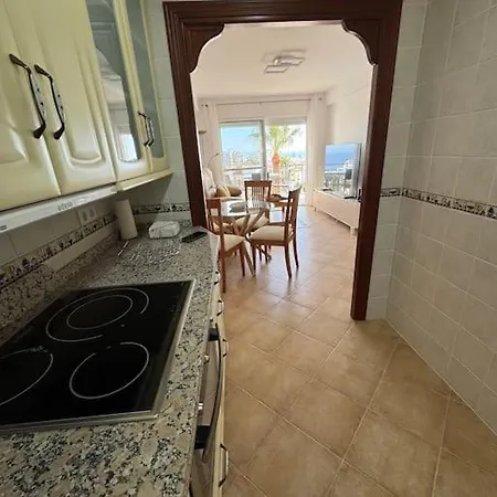 Calma Y Lujo Con Vistas Al Mar Apartamento